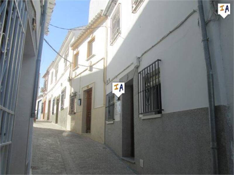 1 bedroom Townhouse for sale