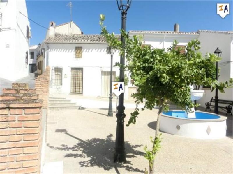 Rekkehus til salgs i Fuente Tojar, Córdoba