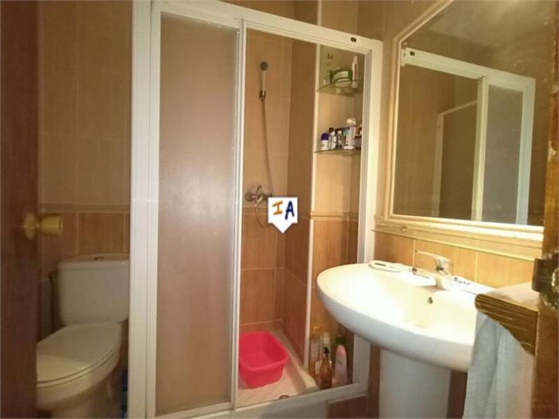 2 Schlafzimmer Stadthaus zu verkaufen