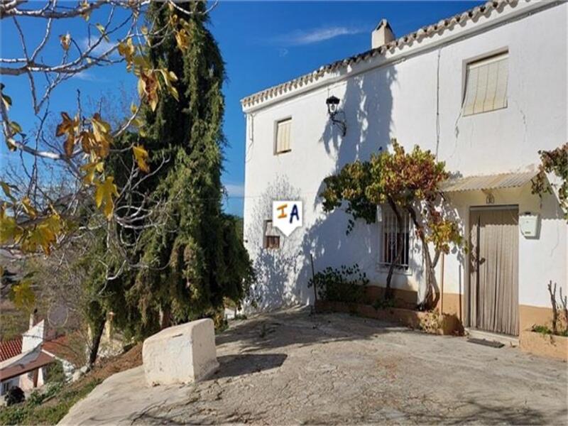 Landsted til salg i Gumiel, Granada