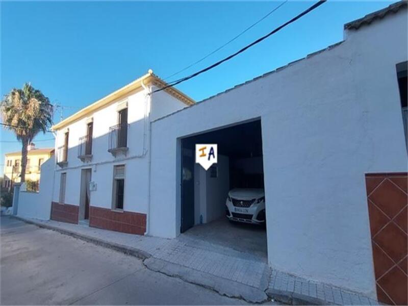 городская тюрьма продается в Priego de Cordoba, Córdoba