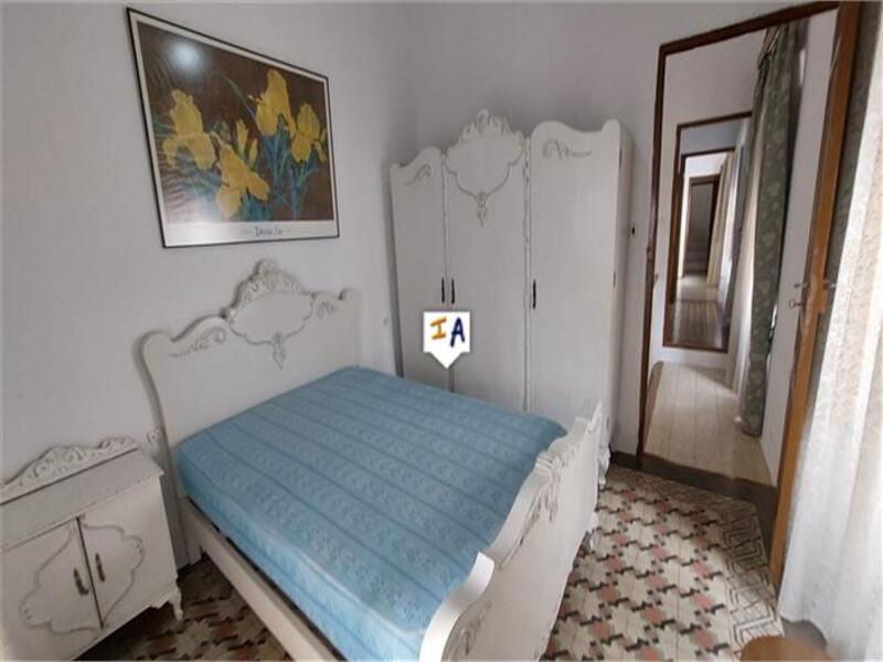 3 slaapkamer Gezinswoning Te koop