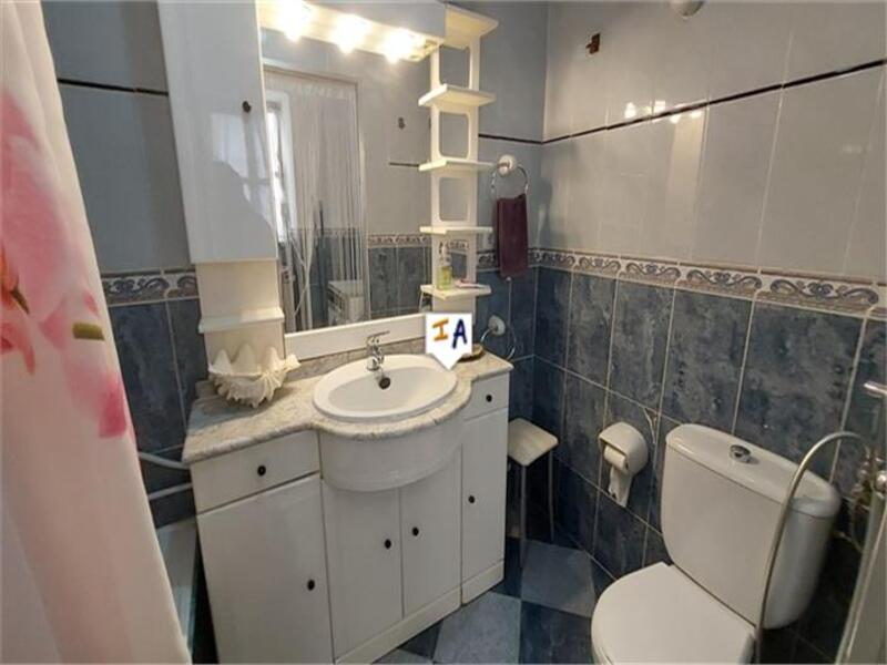 3 slaapkamer Gezinswoning Te koop