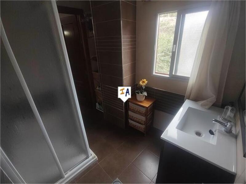 3 slaapkamer Gezinswoning Te koop