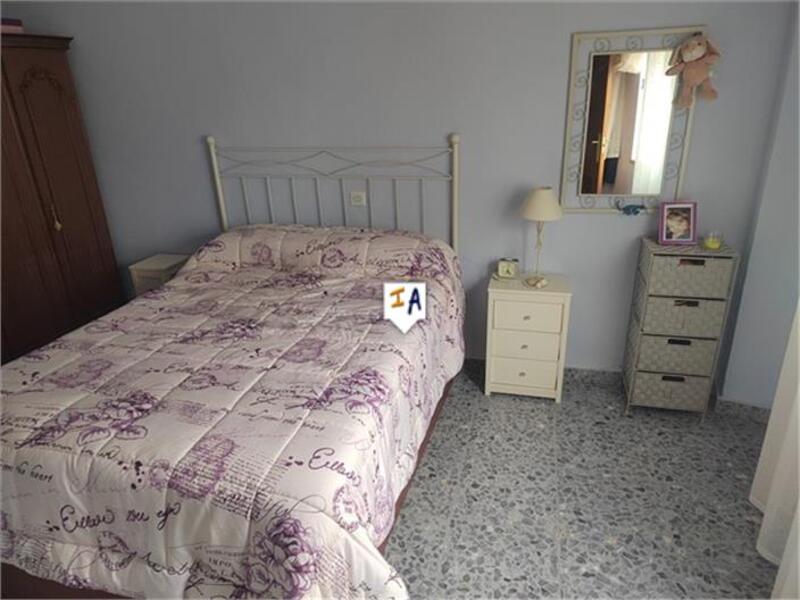 3 slaapkamer Gezinswoning Te koop