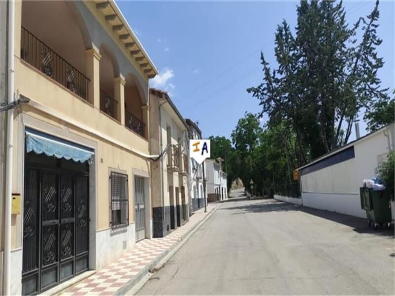 Townhouse for sale in Frailes, Jaén