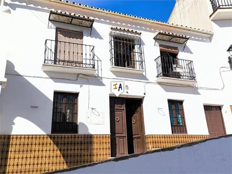 Townhouse for sale in Periana, Málaga