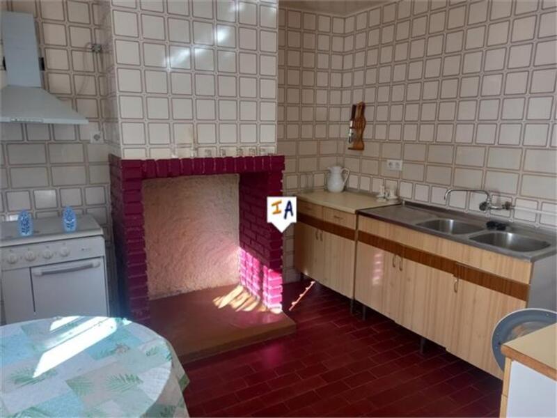 2 slaapkamer Gezinswoning Te koop