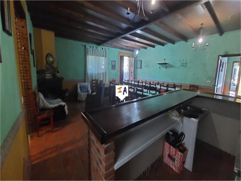 15 Cuarto Local Comercial en venta