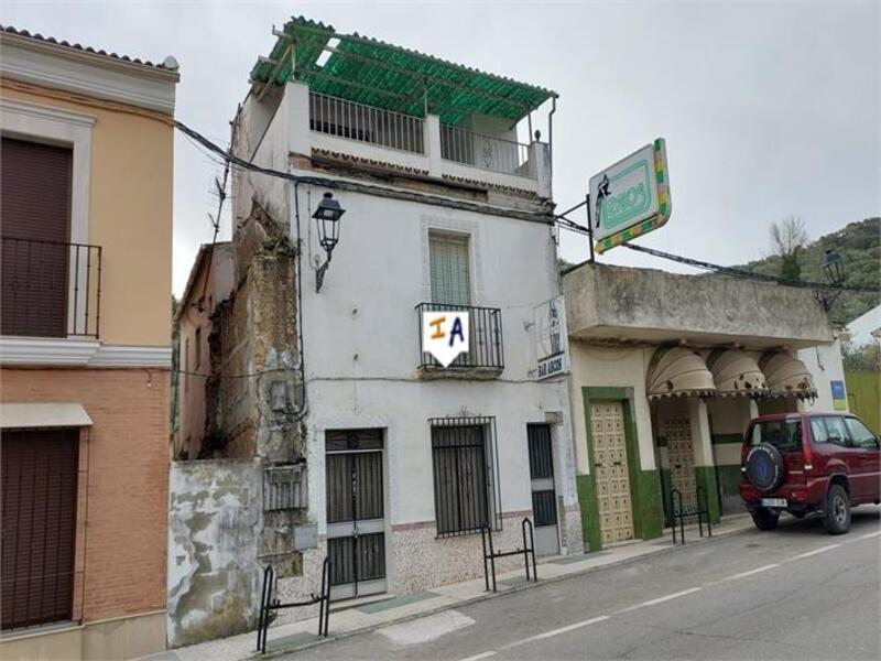 Townhouse for sale in Rute, Córdoba