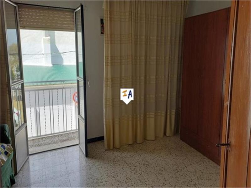 8 Cuarto Adosado en venta