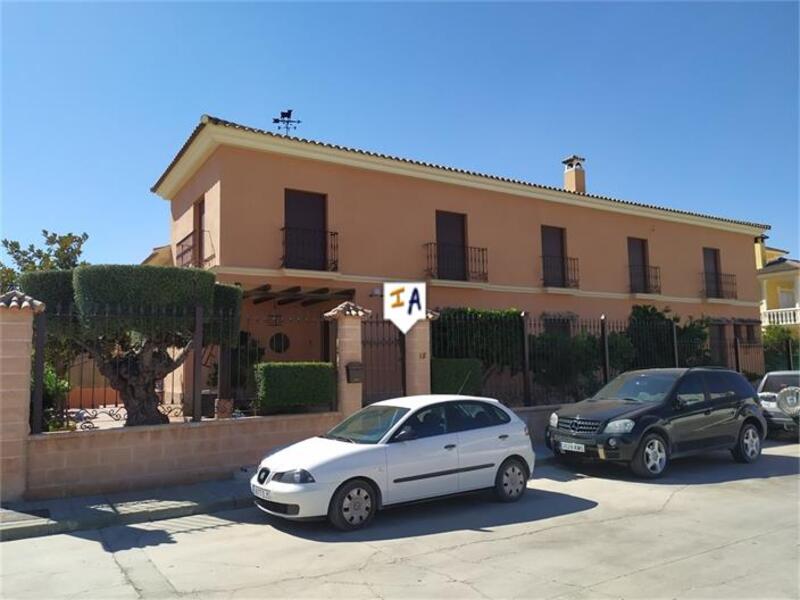 Villa til salg i La Carlota, Córdoba