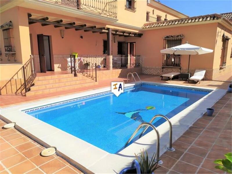 5 bedroom Villa for sale