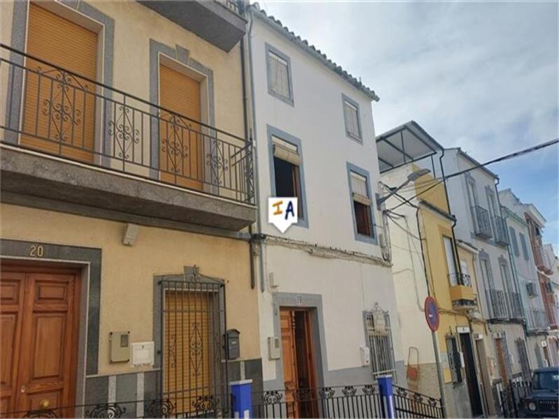 Townhouse for sale in Rute, Córdoba