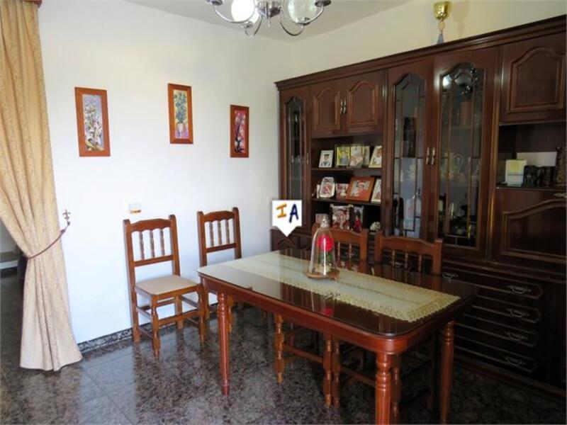 3 Schlafzimmer Stadthaus zu verkaufen