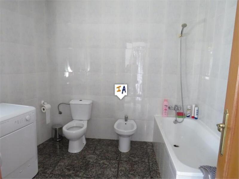 3 Schlafzimmer Stadthaus zu verkaufen