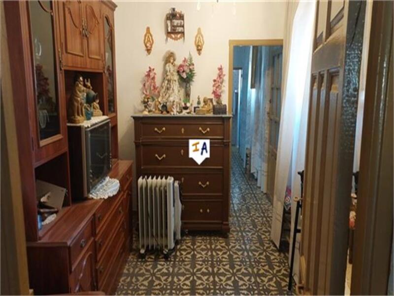 3 slaapkamer Gezinswoning Te koop