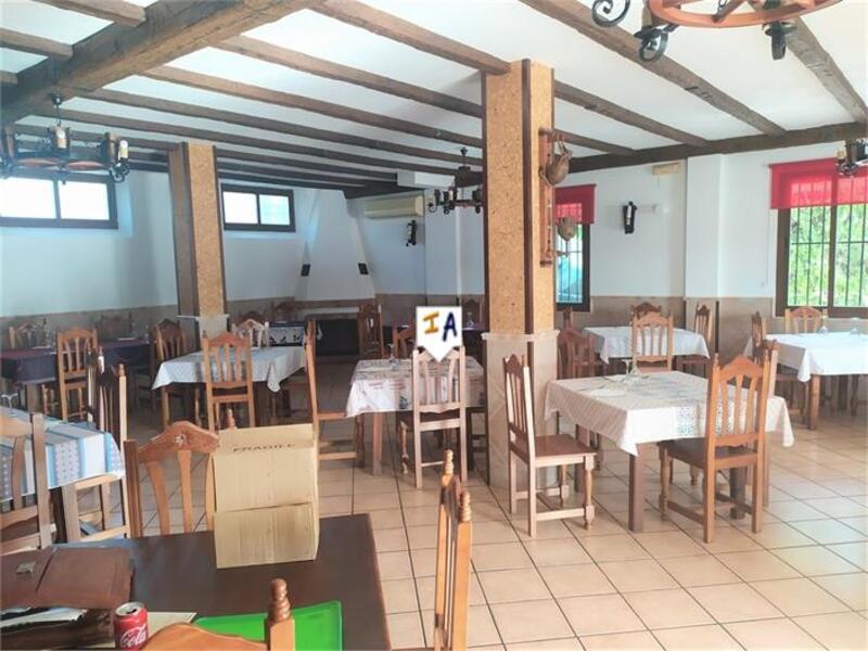 2 Cuarto Local Comercial en venta