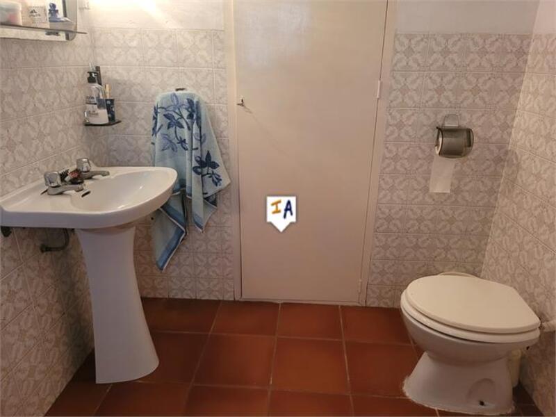 3 bedroom Townhouse for sale