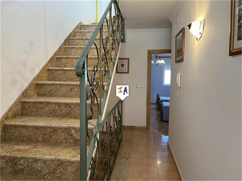 3 bedroom Townhouse for sale