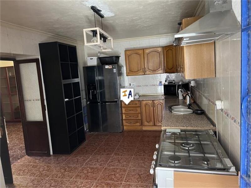 3 slaapkamer Gezinswoning Te koop