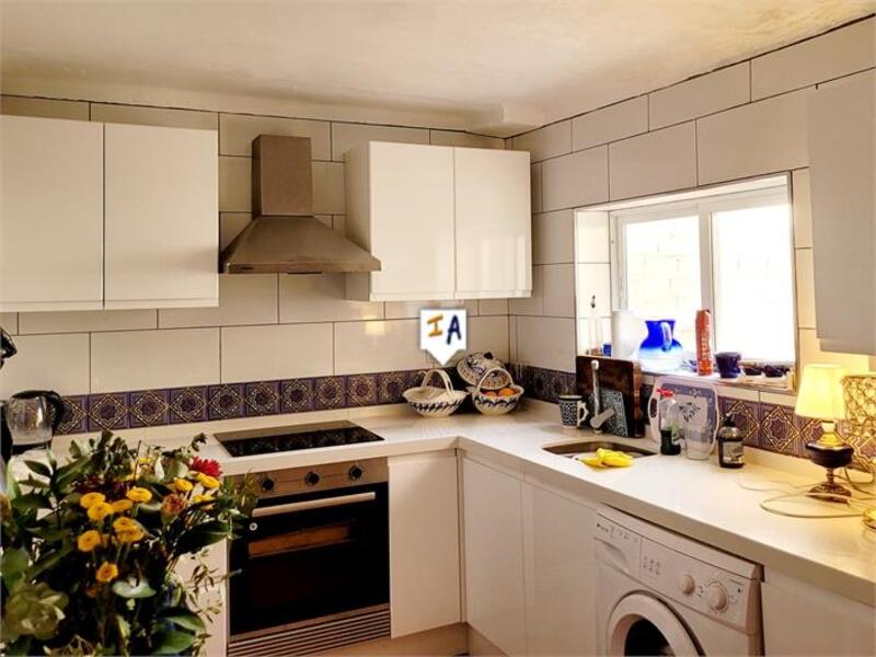 2 bedroom Townhouse for sale