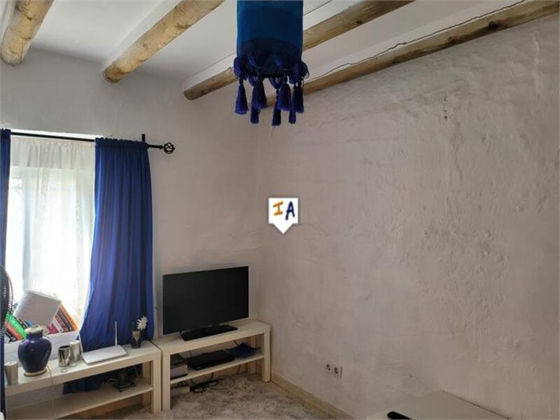 2 bedroom Townhouse for sale