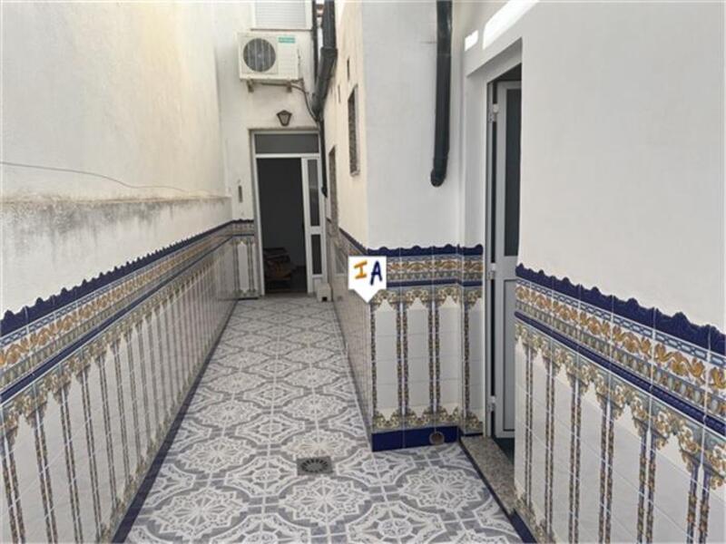 3 slaapkamer Gezinswoning Te koop