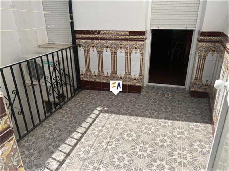 3 slaapkamer Gezinswoning Te koop