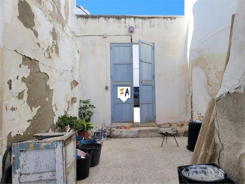 3 bedroom Townhouse for sale
