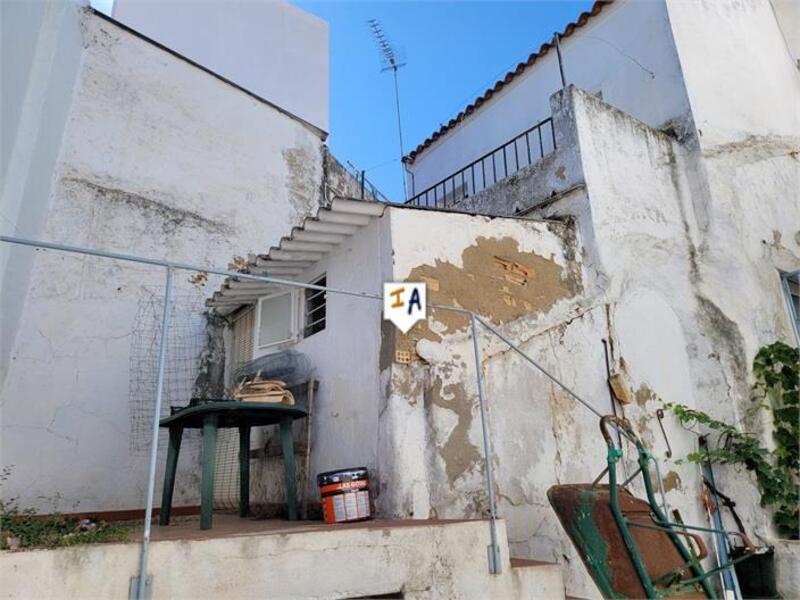 3 bedroom Townhouse for sale