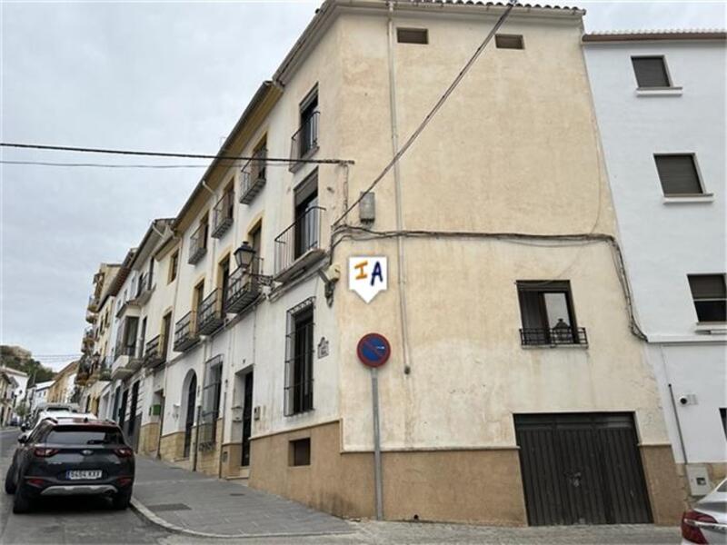городская тюрьма продается в Alcala la Real, Jaén