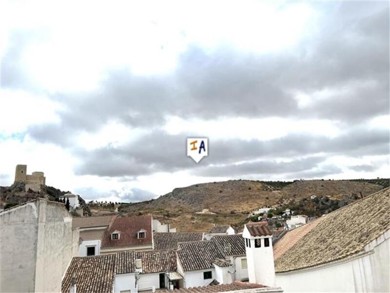 3 bedroom Townhouse for sale