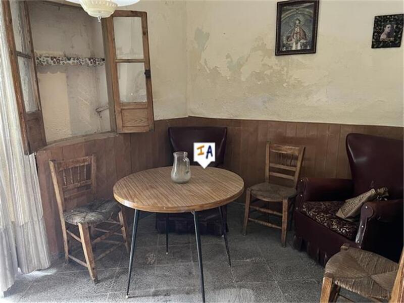 3 bedroom Townhouse for sale