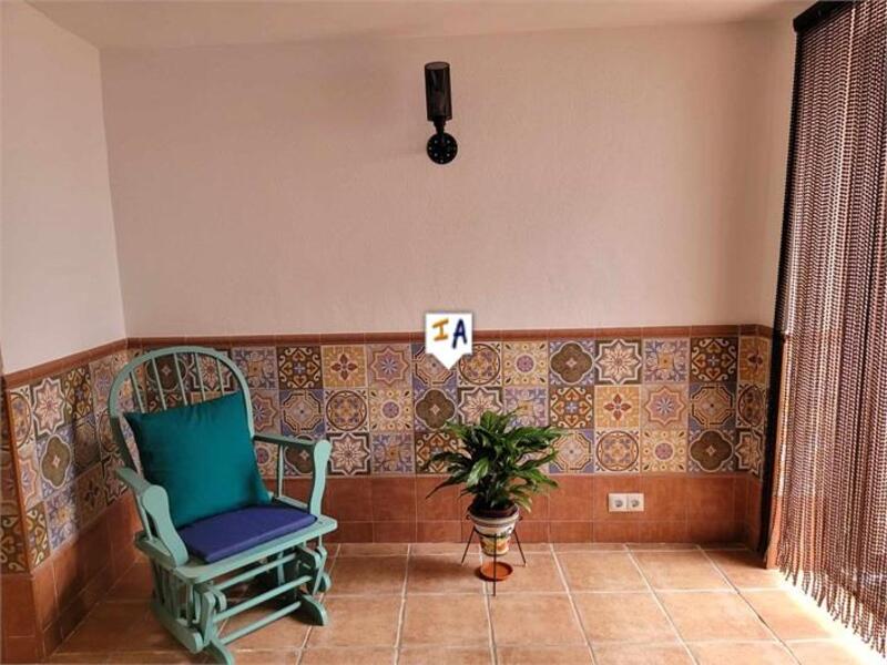 2 bedroom Townhouse for sale