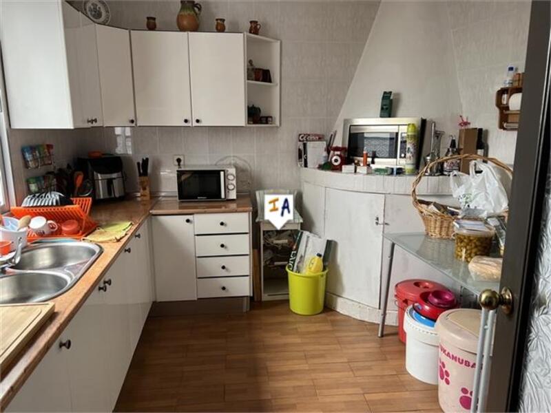 5 slaapkamer Gezinswoning Te koop