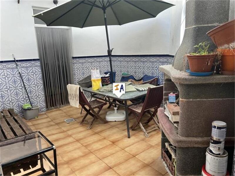 5 slaapkamer Gezinswoning Te koop