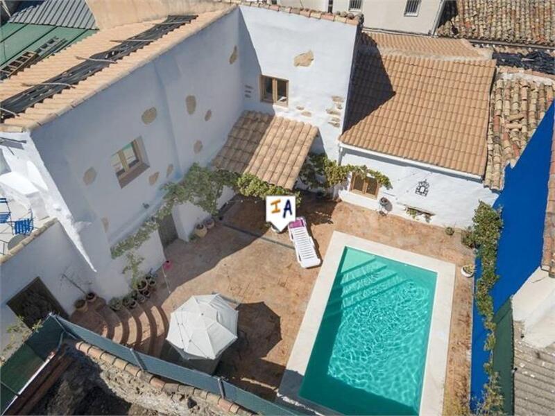 4 slaapkamer Gezinswoning Te koop