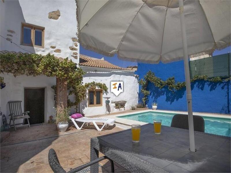 4 slaapkamer Gezinswoning Te koop