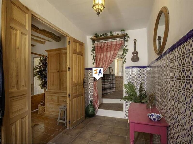 4 slaapkamer Gezinswoning Te koop