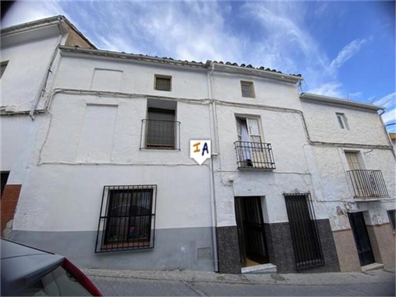 Townhouse for sale in Alcala la Real, Jaén