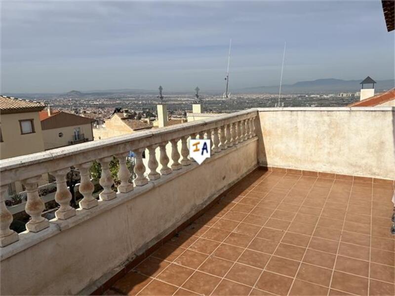 3 bedroom Townhouse for sale