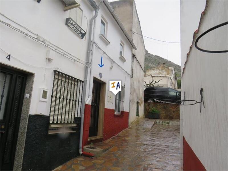 Townhouse for sale in Martos, Jaén