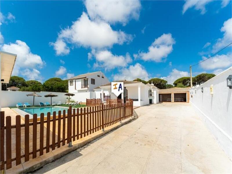 Villa en venta en Barbate, Cádiz
