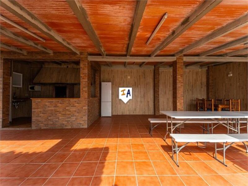 9 Cuarto Villa en venta
