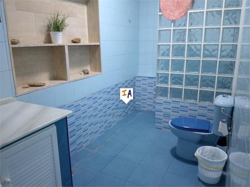 9 Cuarto Villa en venta