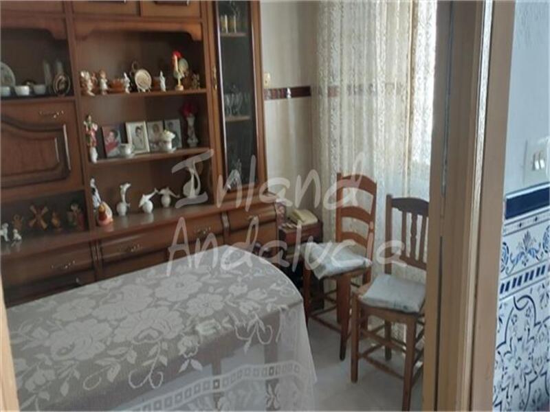2 Schlafzimmer Landhaus zu verkaufen