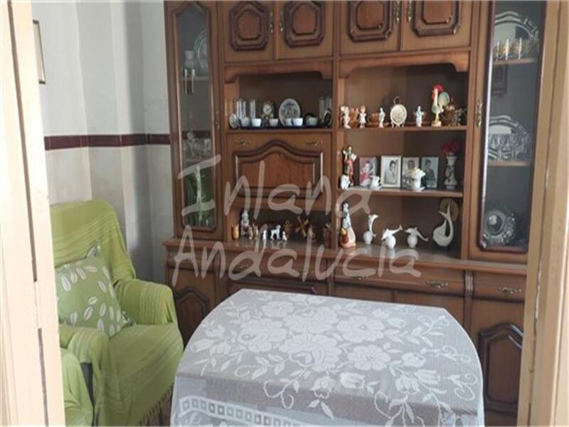 2 Schlafzimmer Landhaus zu verkaufen