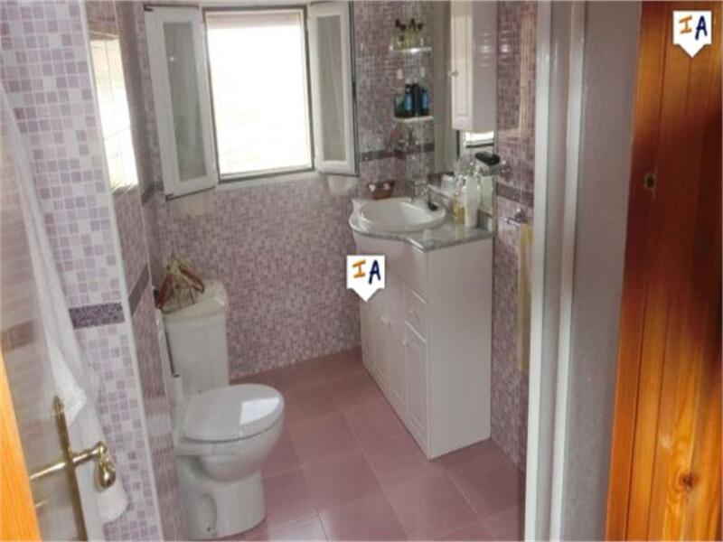 5 спальная комната городская тюрьма продается