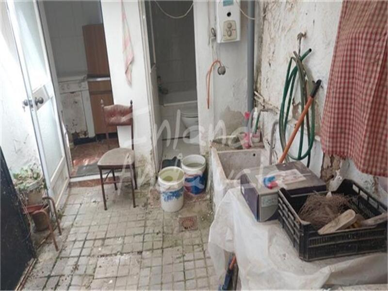 3 slaapkamer Gezinswoning Te koop